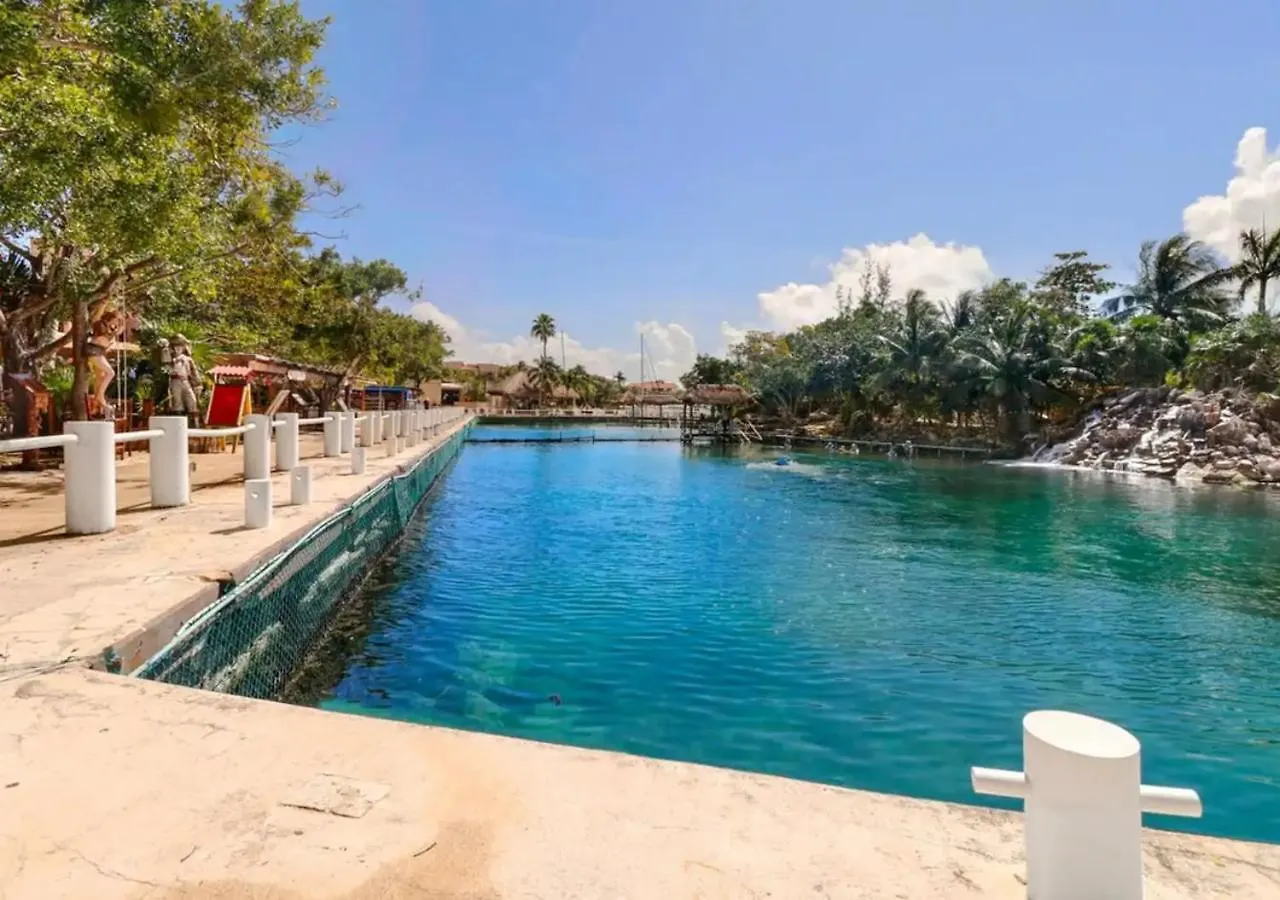 Beachfront Breathtaking Views Puerto Aventuras